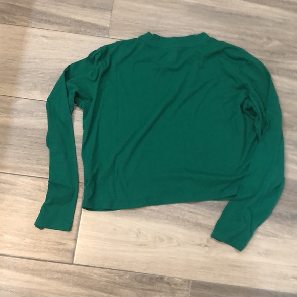 Pink crop top - Picture 4 of 4